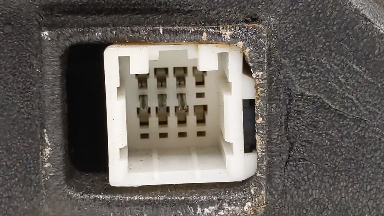 2005-2008 Dodge Magnum Driver Side View Mirror - Left Door Mirror OEM Used - Oemusedautoparts1.com