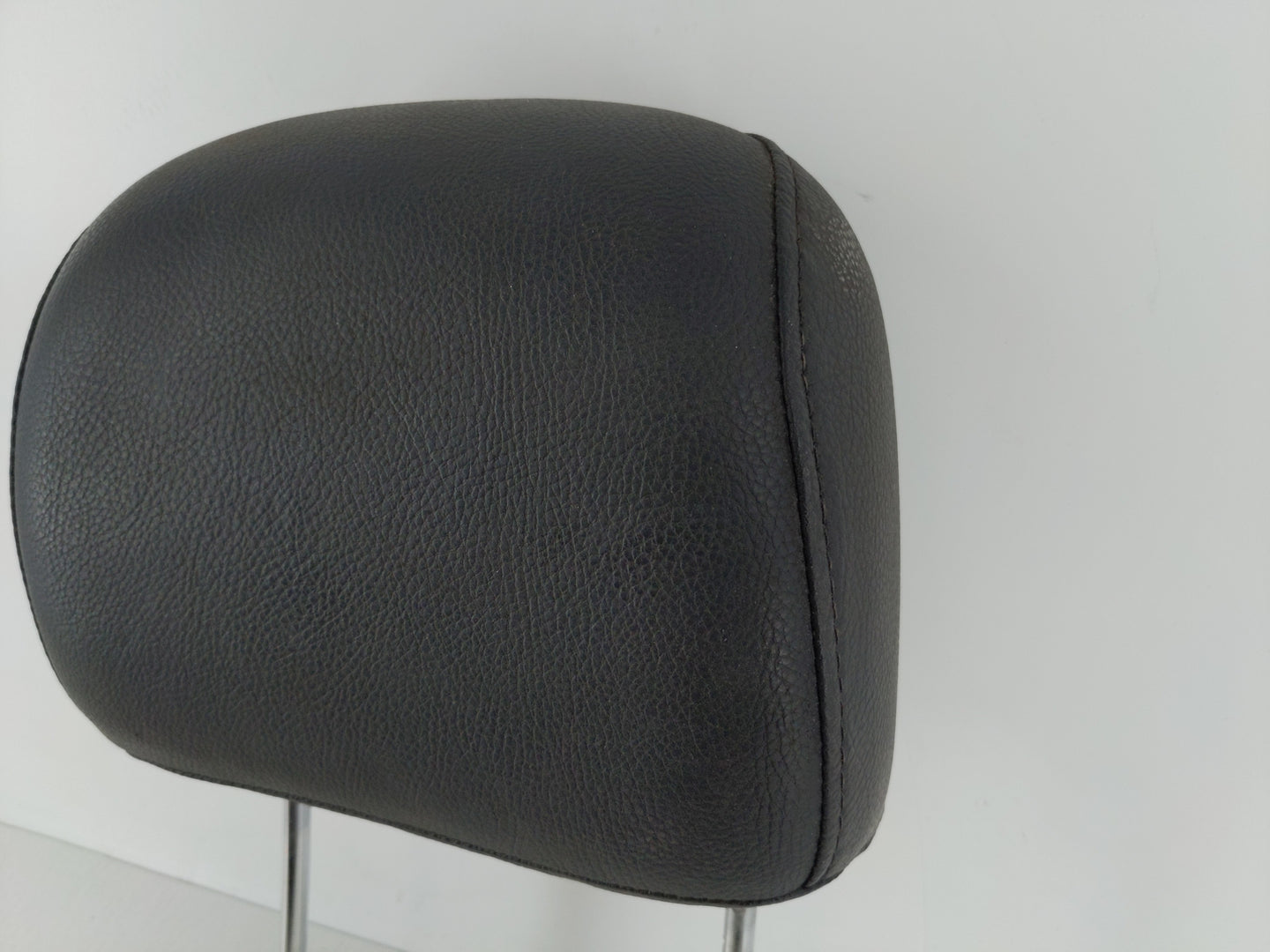 2005 Dodge Ram 1500 Headrest Head Rest Front Driver Passenger Seat Fits OEM Used Auto Parts - Oemusedautoparts1.com