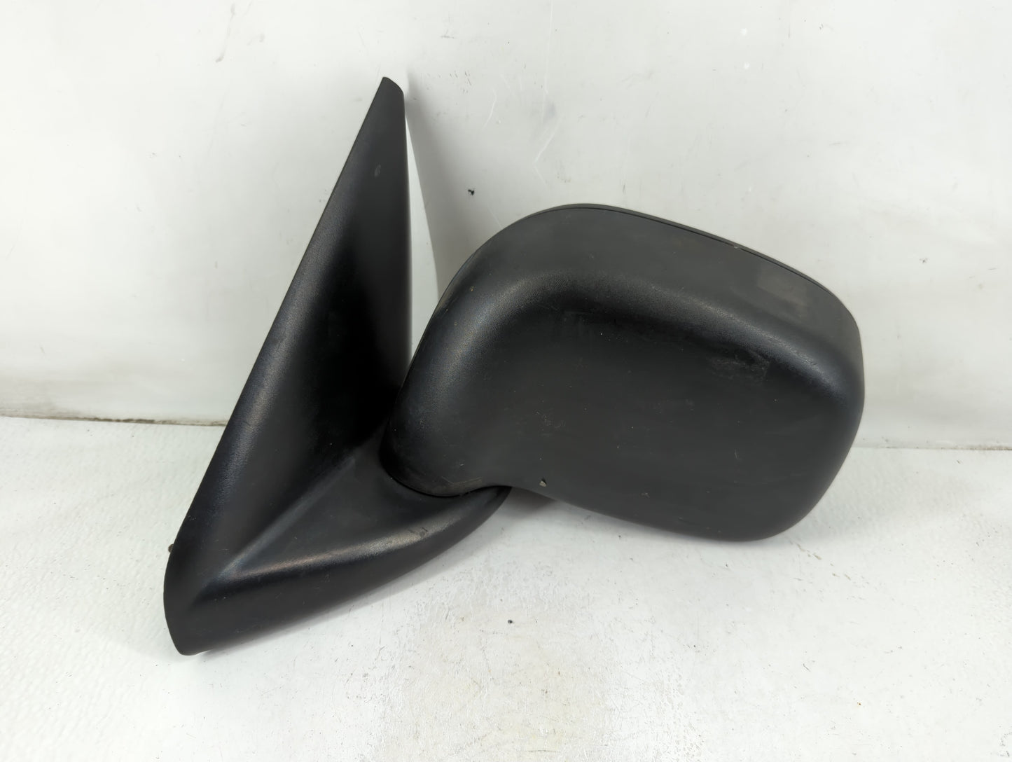 2002-2008 Dodge Ram 1500 Driver Side View Mirror - Left Door Mirror OEM Used - Oemusedautoparts1.com