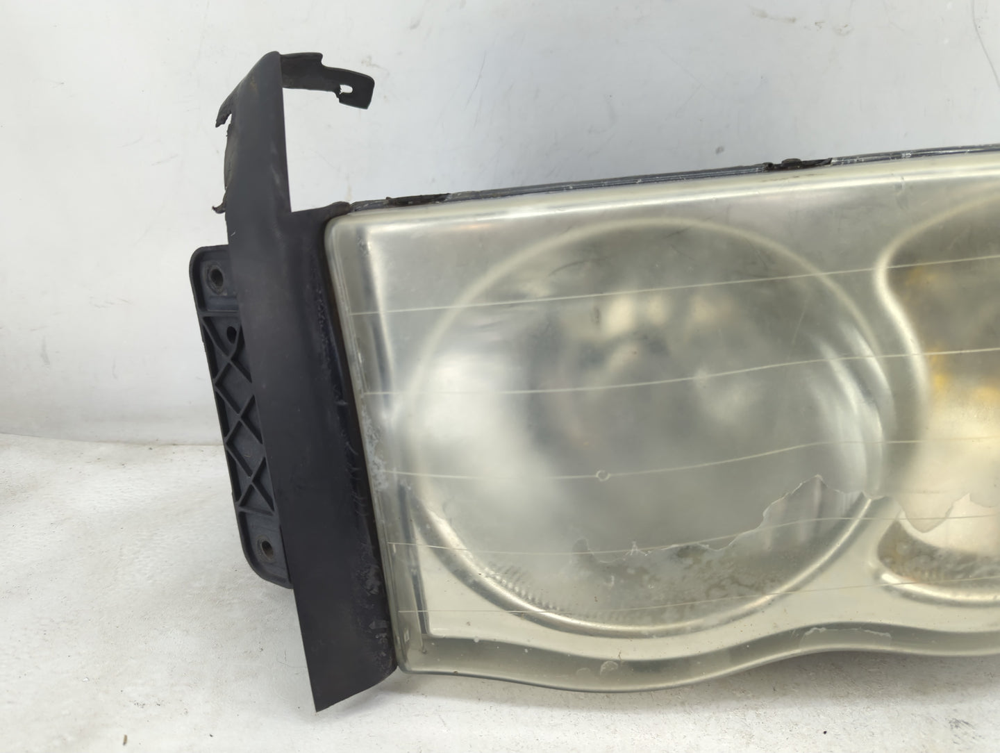 2002-2005 Dodge Ram 1500 Passenger Right Oem Head Light Headlight Lamp - Oemusedautoparts1.com