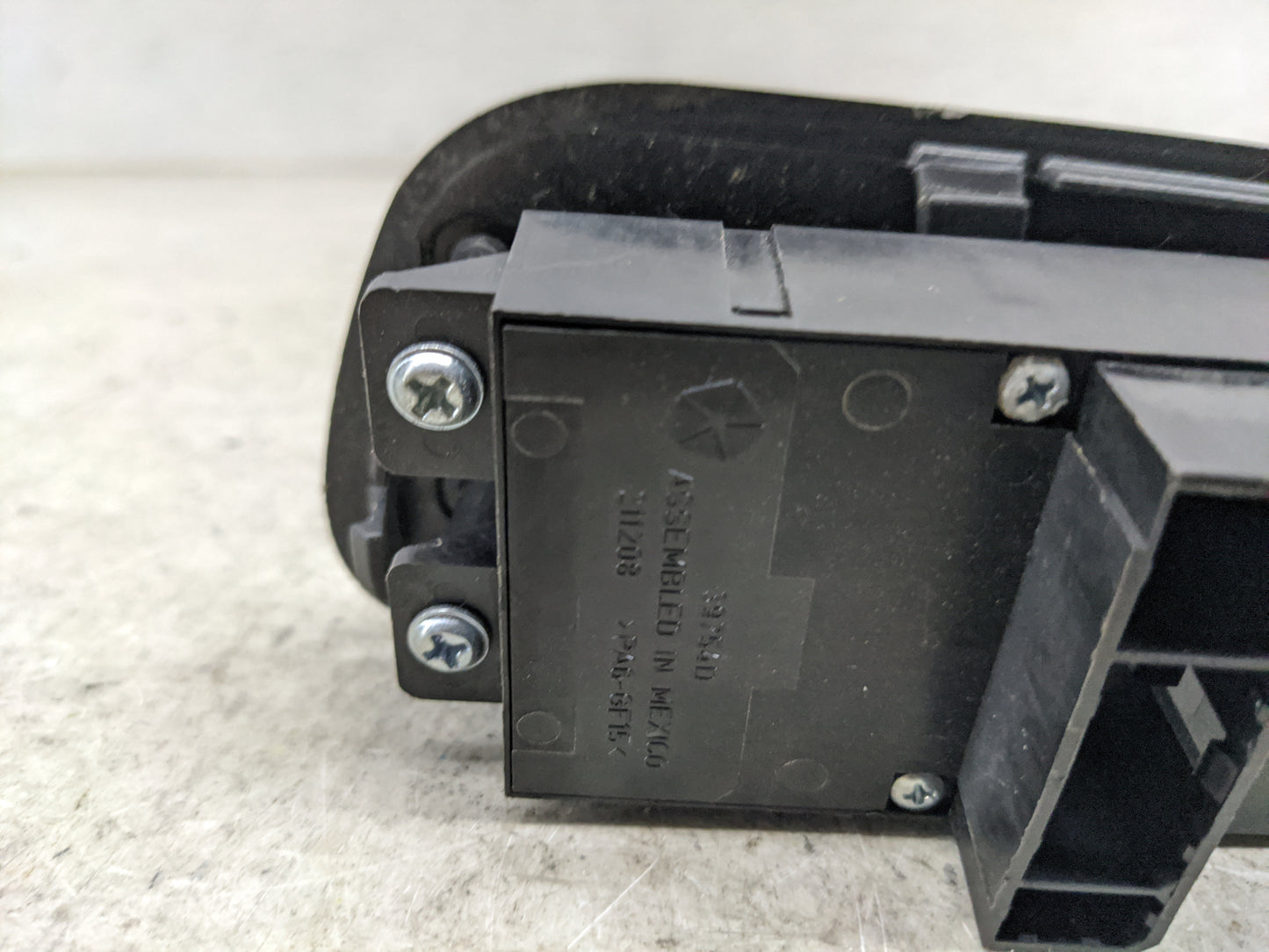 2005-2008 Dodge Ram 1500 Master Power Window Switch Replacement Driver Side Left Fits Fits 2005 2006 2007 2008 2009 2010 OEM