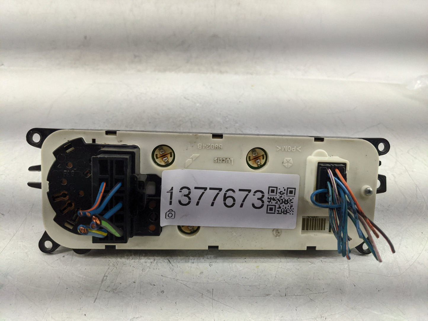 2003-2005 Dodge Ram 1500 Climate Control Module Temperature AC/Heater Replacement P/N:P55056321AD Fits Fits 2003 2004 2005 O