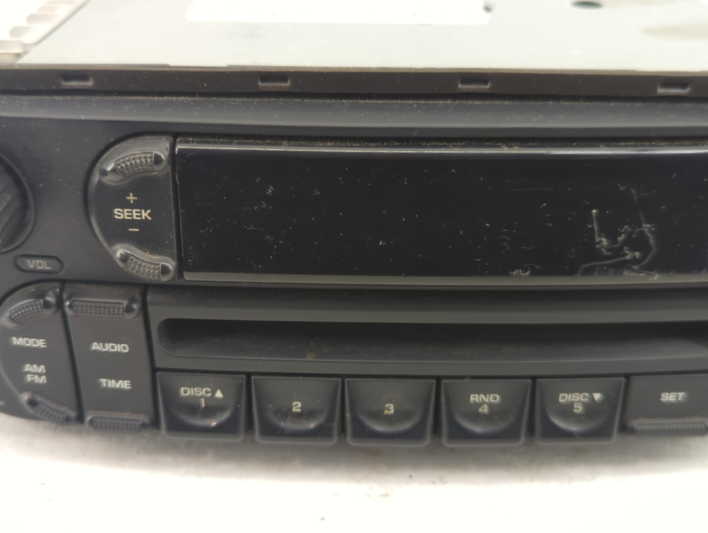 2002-2005 Dodge Ram 1500 Radio AM FM Cd Player Receiver Replacement P/N:FJ5A-12A650-UC Fits OEM Used Auto Parts - Oemusedaut