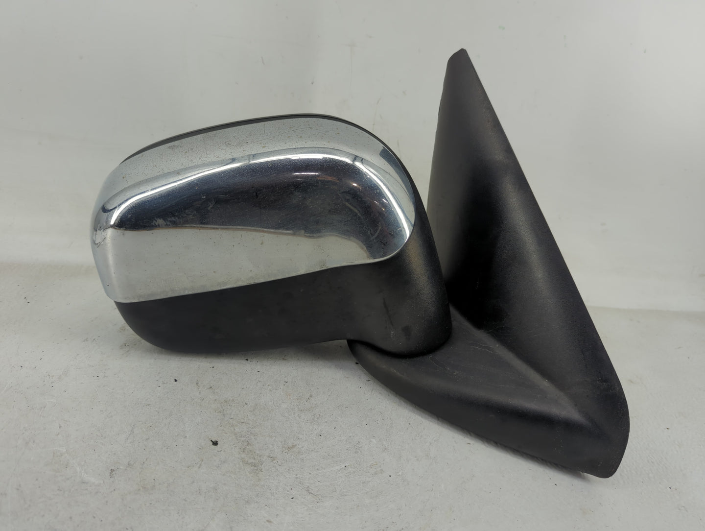 2002-2008 Dodge Ram 1500 Passenger Side View Mirror - Right Door Mirror OEM Used - Oemusedautoparts1.com