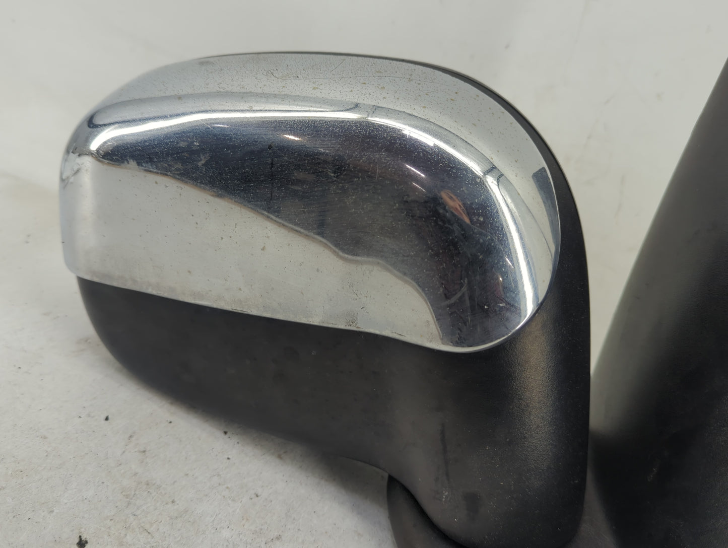 2002-2008 Dodge Ram 1500 Passenger Side View Mirror - Right Door Mirror OEM Used - Oemusedautoparts1.com