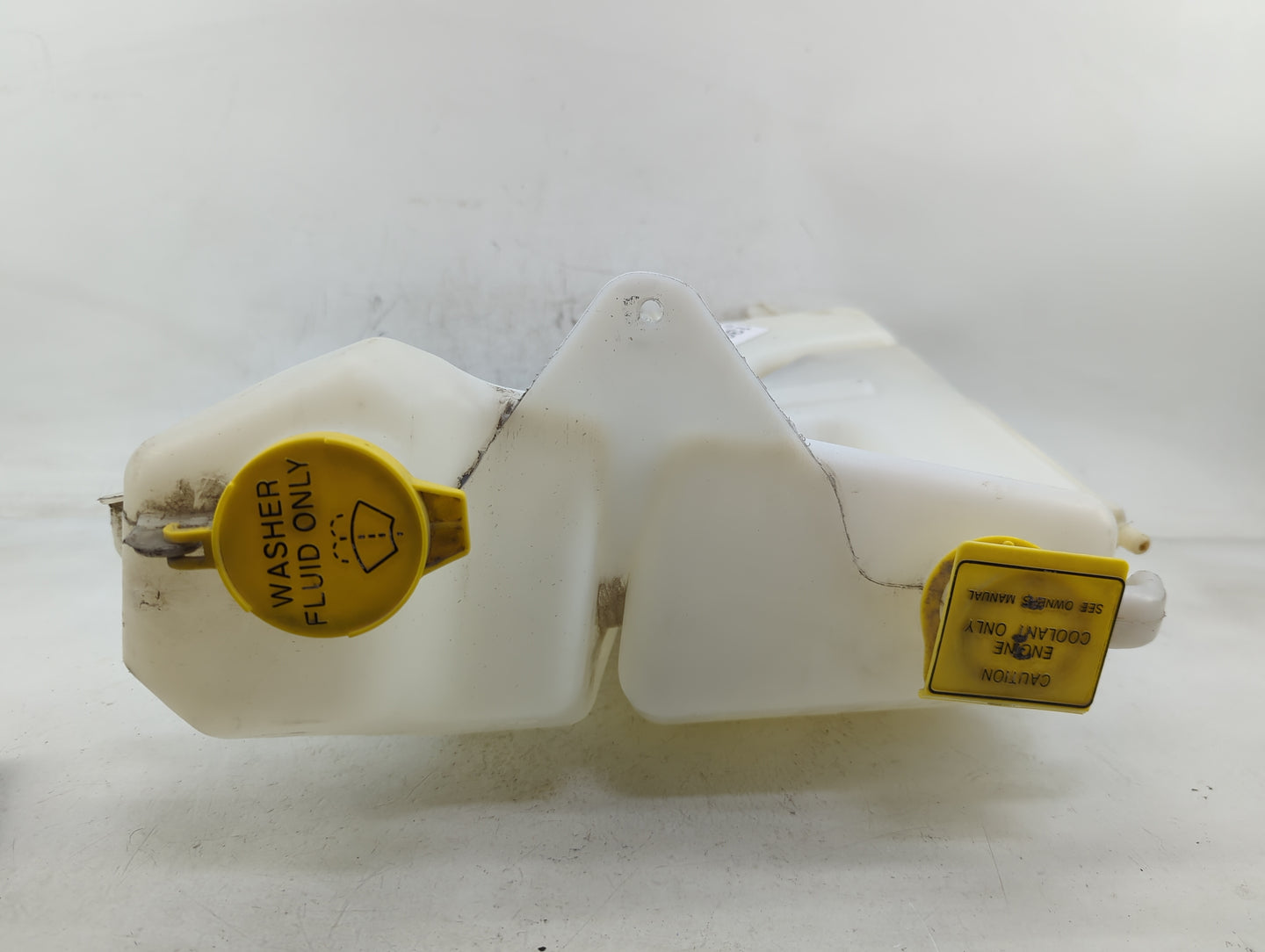 2004-2008 Dodge Ram 1500 Windshield Washer Fluid Reservoir Bottle Oem - Oemusedautoparts1.com