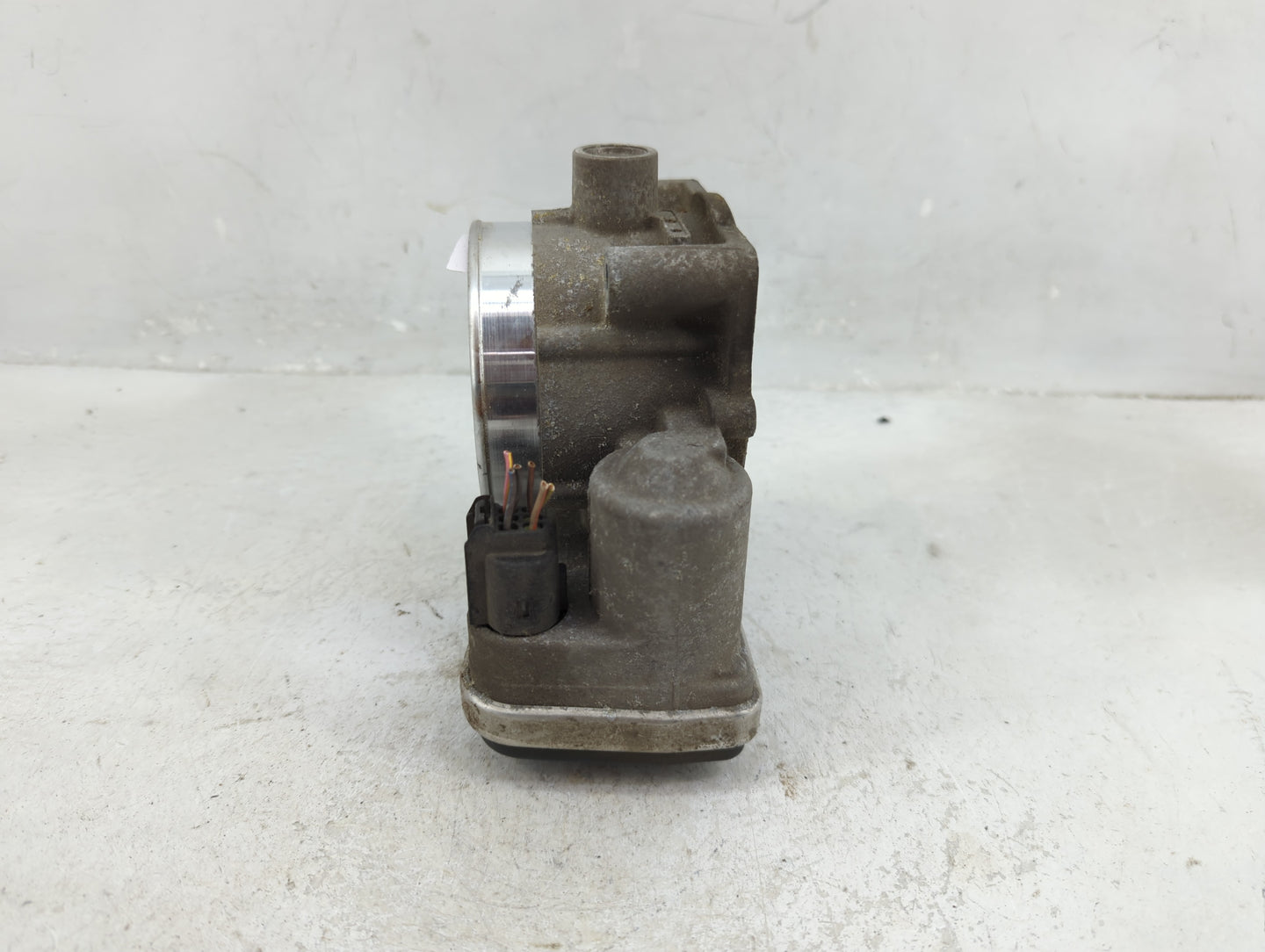 2005-2010 Dodge Ram 1500 Throttle Body P/N:53032801AC Fits Fits 2005 2006 2007 2008 2009 2010 2011 2012 OEM Used Auto Parts 