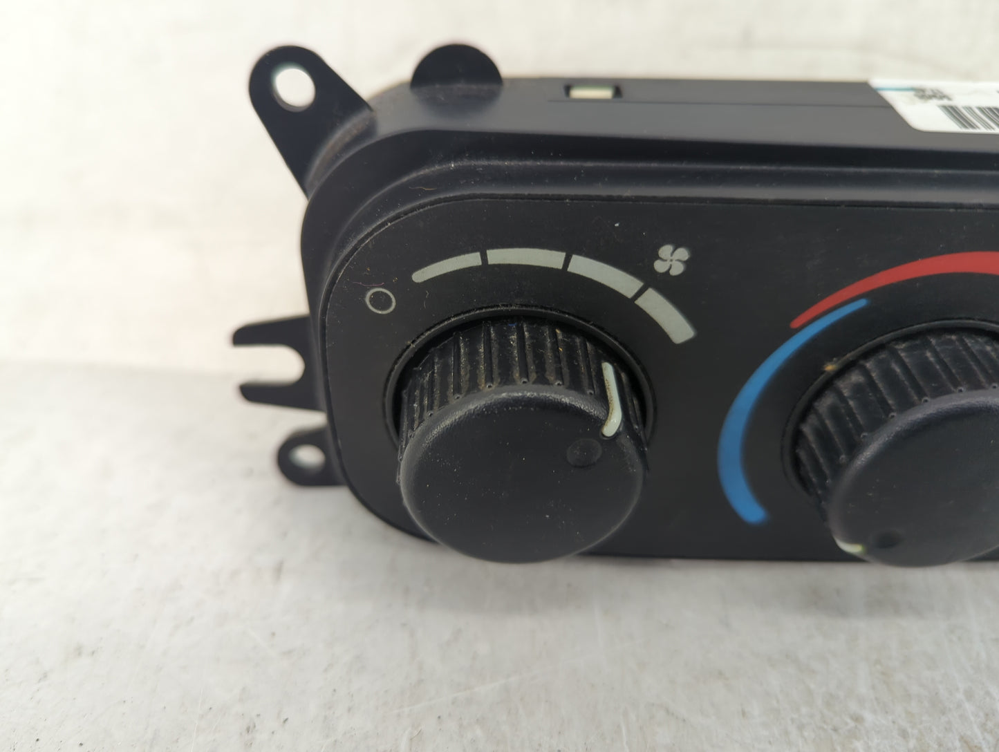 2003-2005 Dodge Ram 1500 Climate Control Module Temperature AC/Heater Replacement P/N:P55056321AE Fits Fits 2003 2004 2005 O