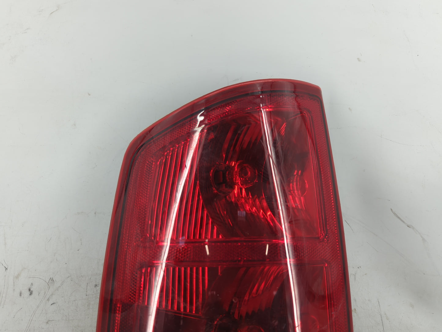 2002-2006 Dodge Ram 1500 Tail Light Assembly Driver Left OEM Fits Fits 2002 2003 2004 2005 2006 OEM Used Auto Parts - Oemuse