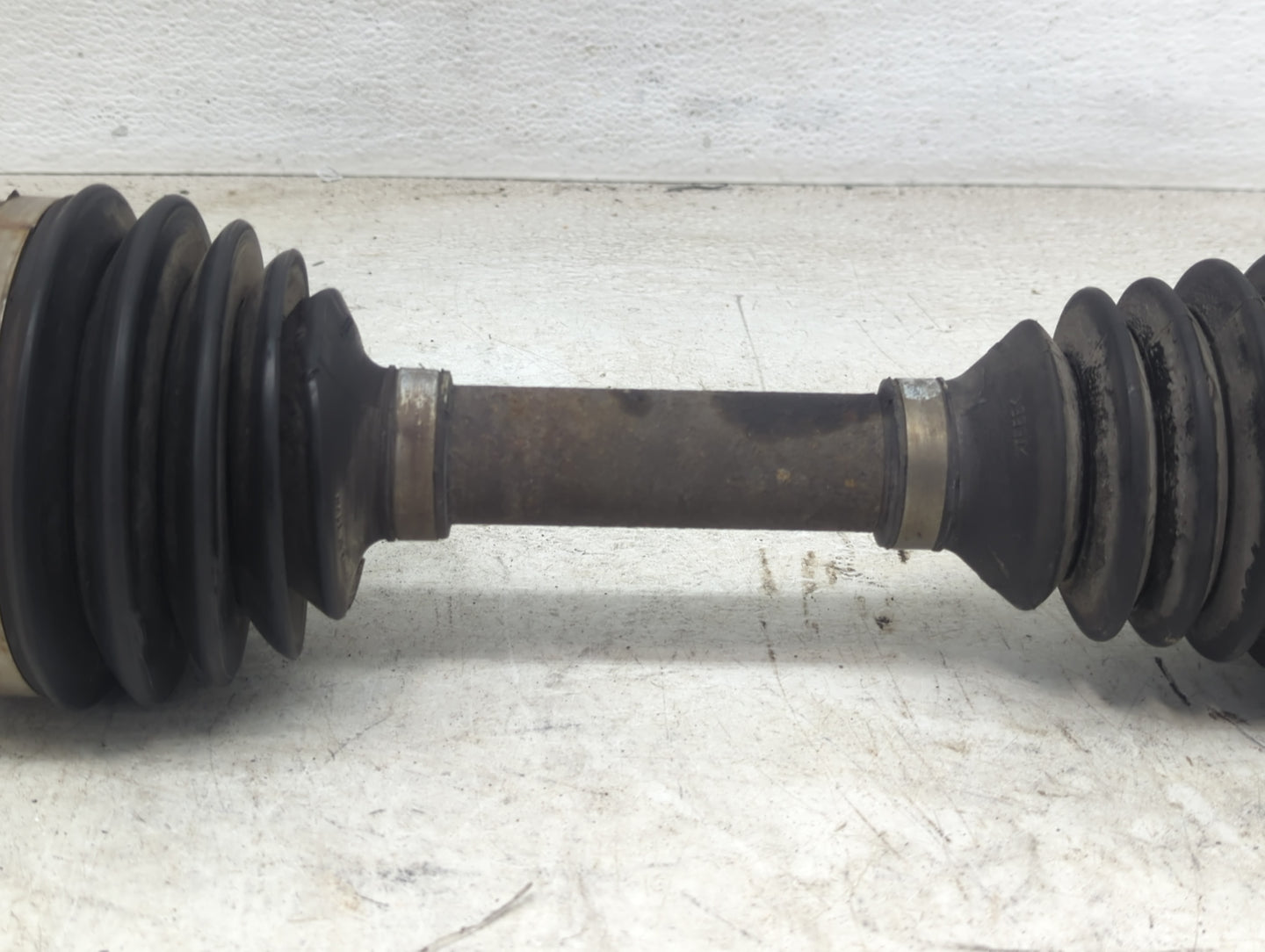 2002-2005 Dodge Ram 1500 Axle Shaft Front Passenger Cv C/v - Oemusedautoparts1.com
