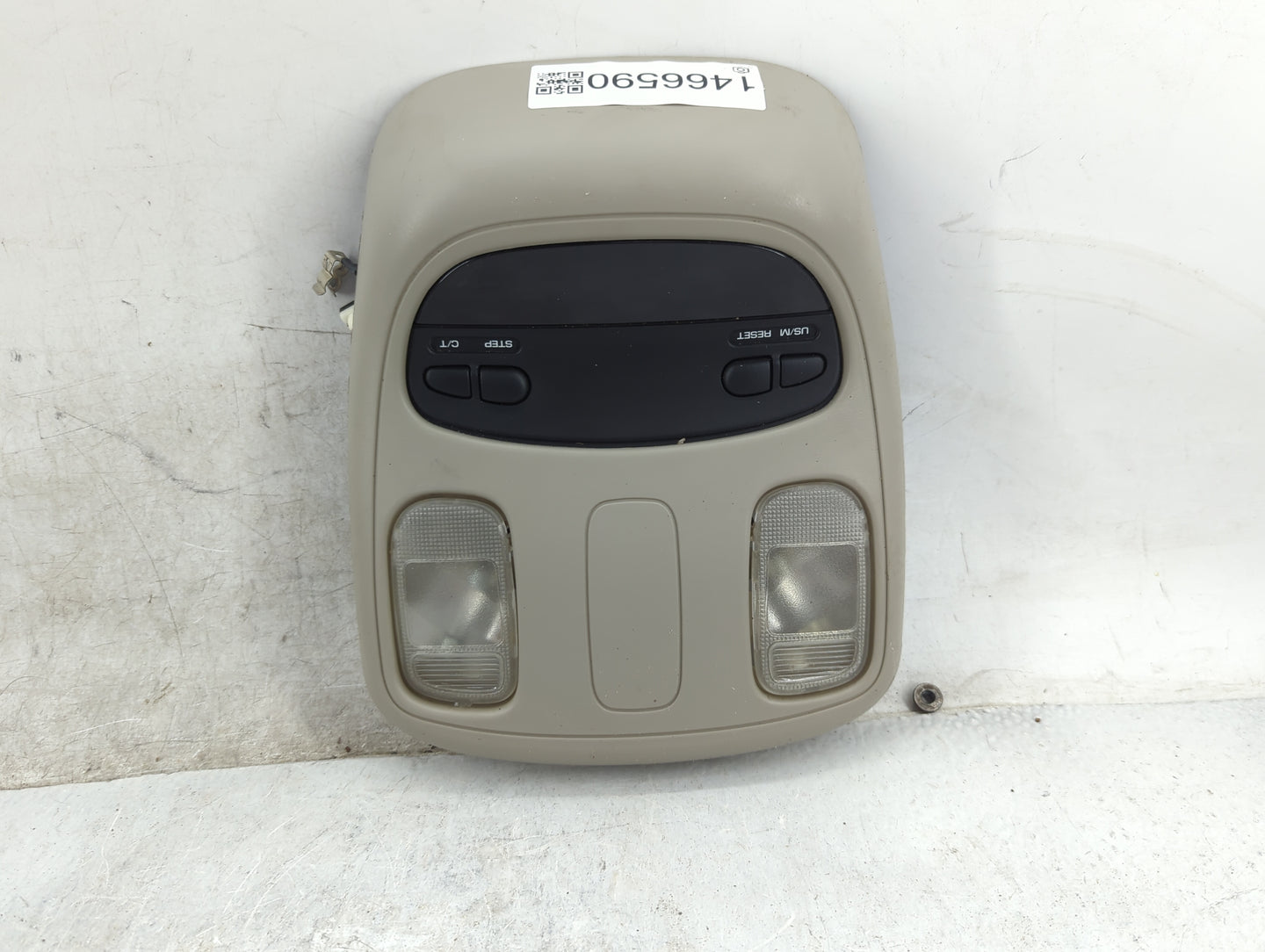 2005 Dodge Ram 1500 Overhead Roof Console 1466590 - Oemusedautoparts1.com