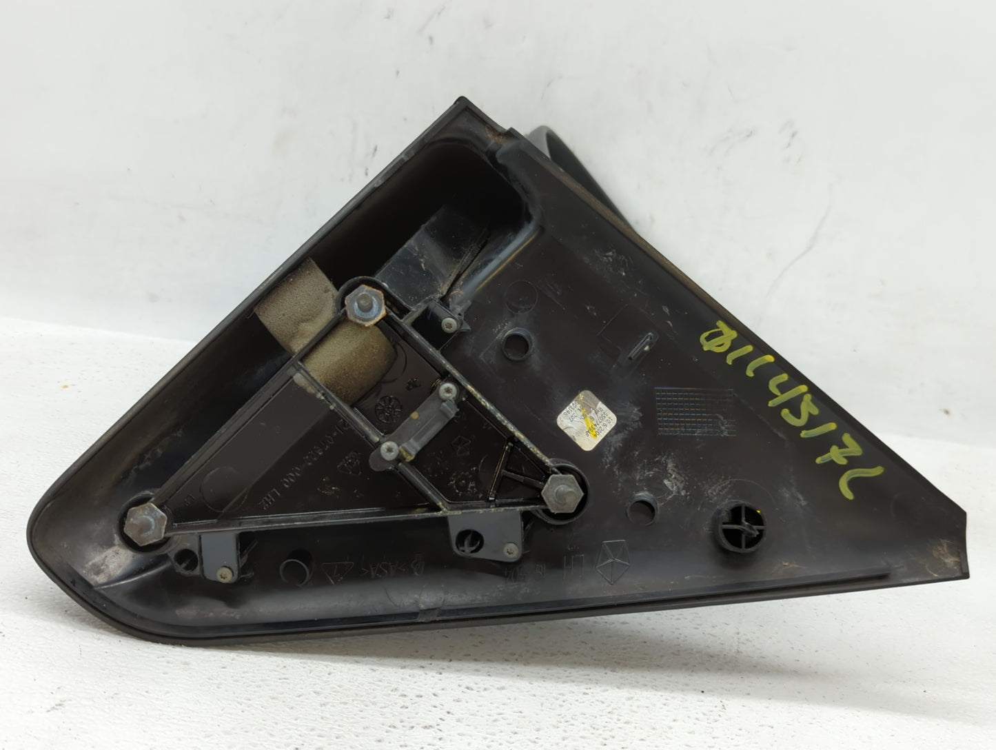 2002-2008 Dodge Ram 1500 Driver Side View Mirror - Left Door Mirror OEM Used - Oemusedautoparts1.com