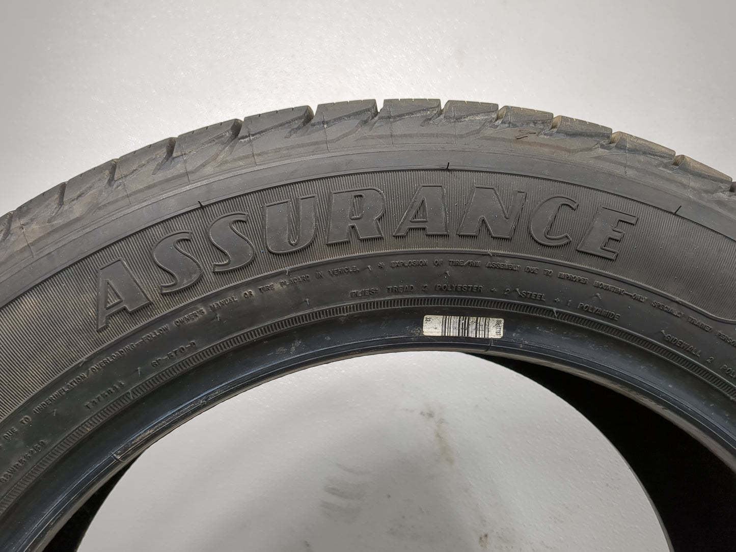 Used Tire 235/55R18 GOODYEAR ASSURANCE WEATHERREADY 100V - Tread Depth 9.5/32 - Oemusedautoparts1.com