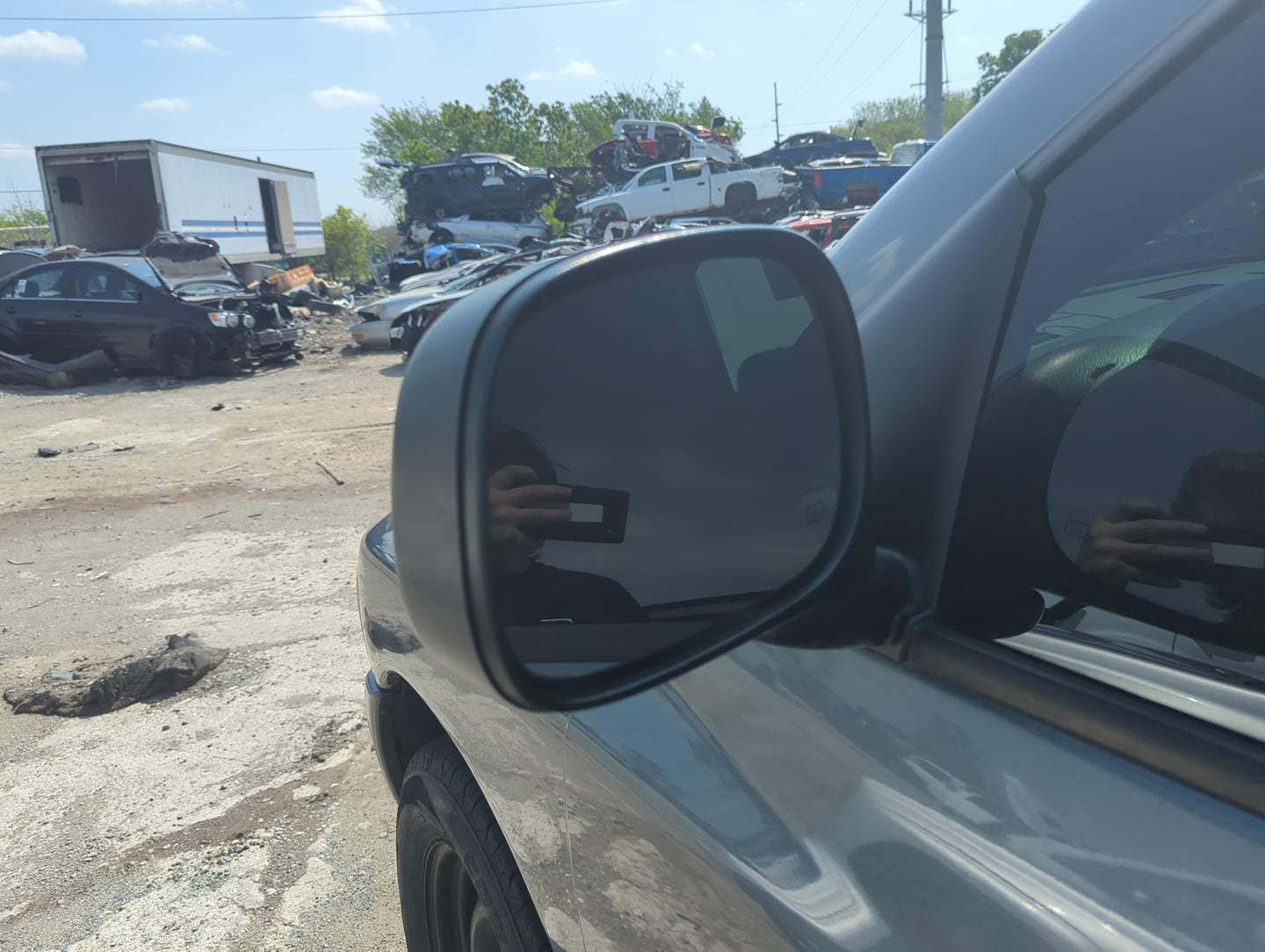 2002-2008 Dodge Ram 1500 Driver Side View Mirror - Left Door Mirror OEM Used - Oemusedautoparts1.com