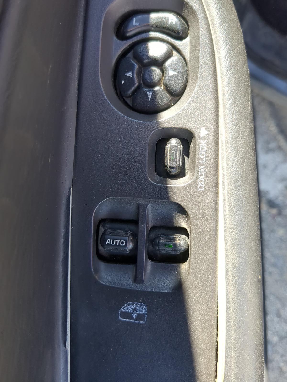 2005-2008 Dodge Ram 1500 Master Power Window Switch Replacement Driver Side Left Fits Fits 2005 2006 2007 2008 2009 2010 OEM