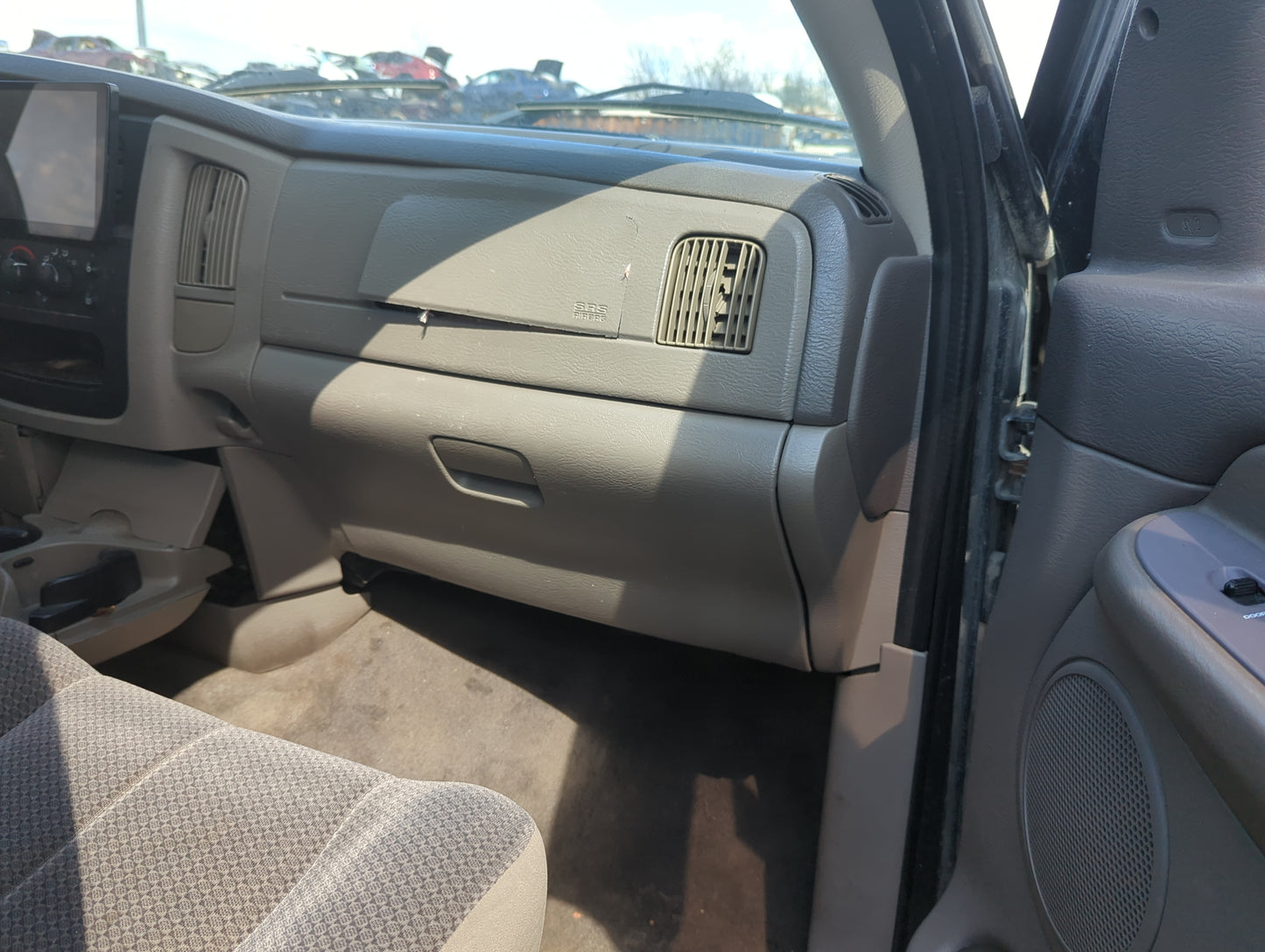 2005 Dodge Ram 1500 Passenger Glove Box Door Storage Compartment 5023542 - Oemusedautoparts1.com