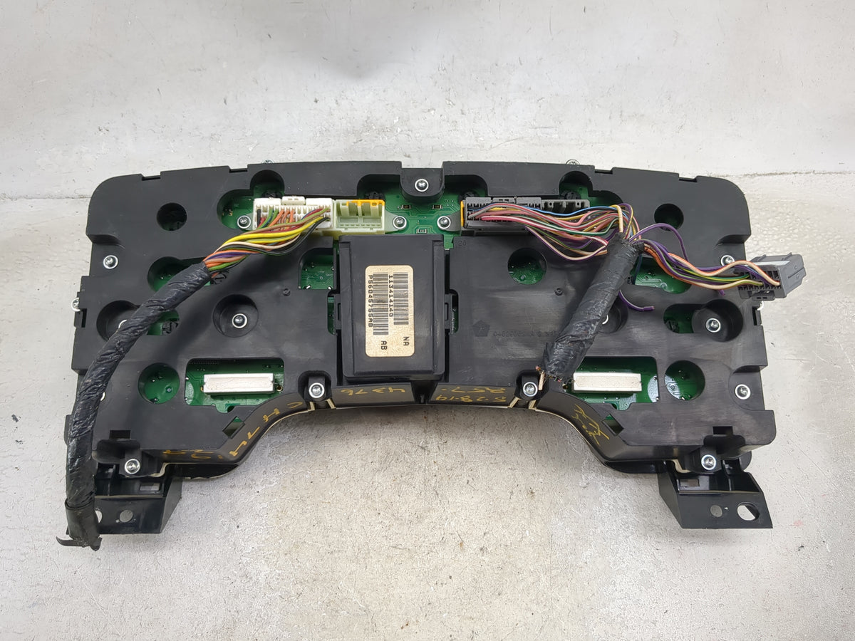 2004-2005 Dodge Ram 1500 Instrument Cluster Speedometer Gauges P/N:P56045755AB Miles:157K Fits Fits 2004 2005 OEM Used Auto 