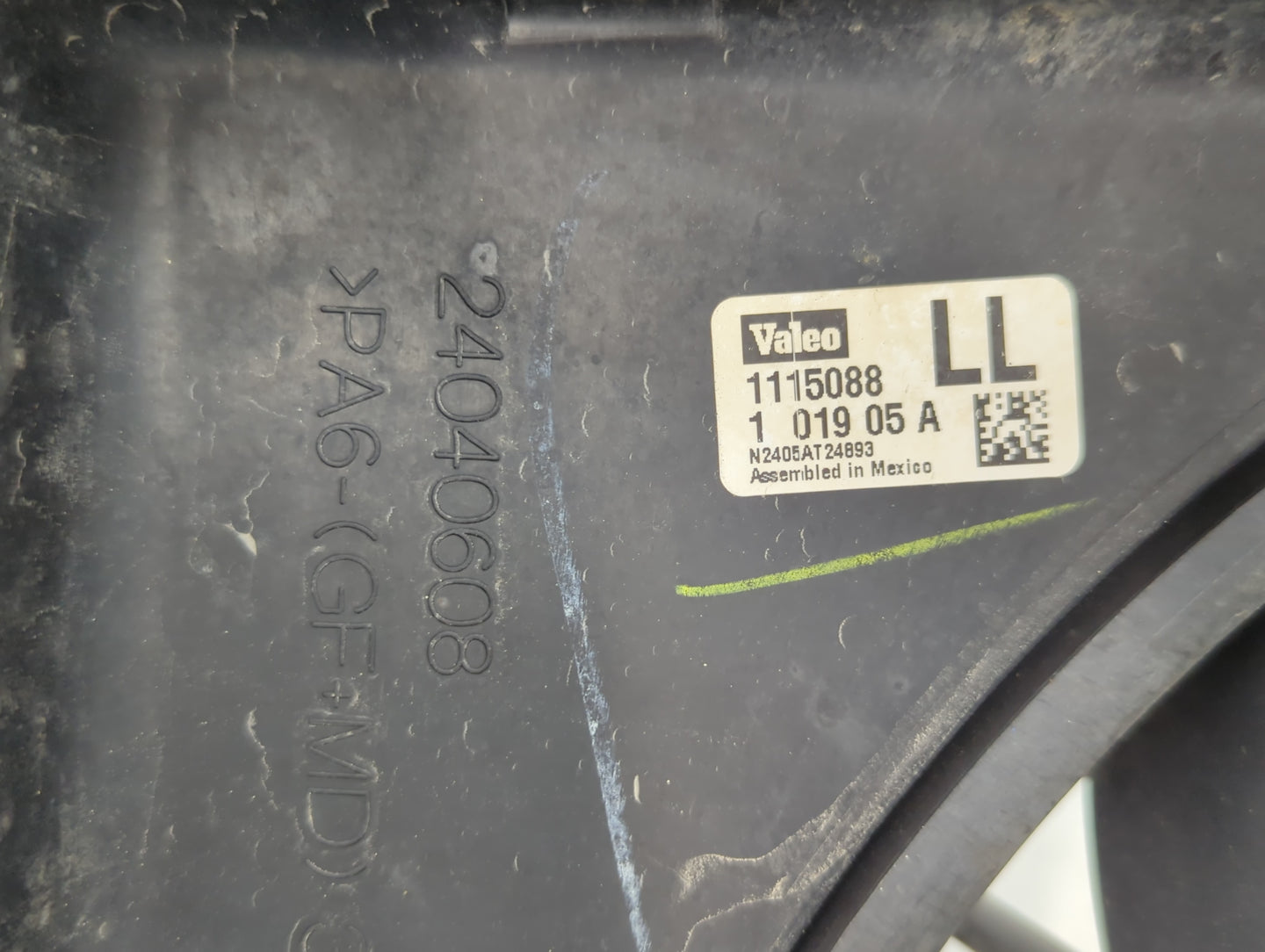 2004-2006 Dodge Ram 1500 Left Radiator Fan Motor Assembly - Oemusedautoparts1.com