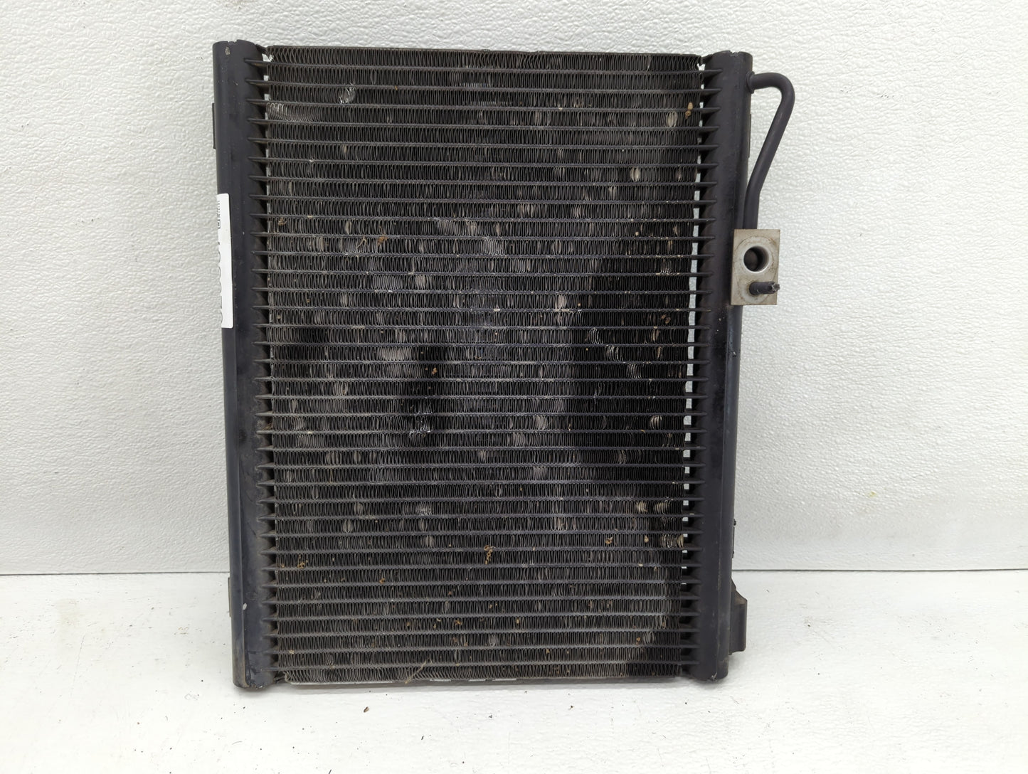 2003-2005 Dodge Ram 1500 Engine Cooling Radiator Condenser Black - Oemusedautoparts1.com