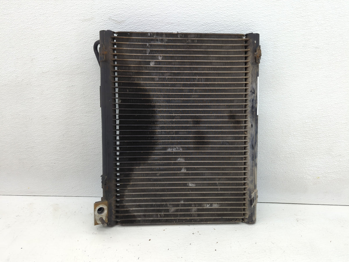 2003-2005 Dodge Ram 1500 Engine Cooling Radiator Condenser Black - Oemusedautoparts1.com