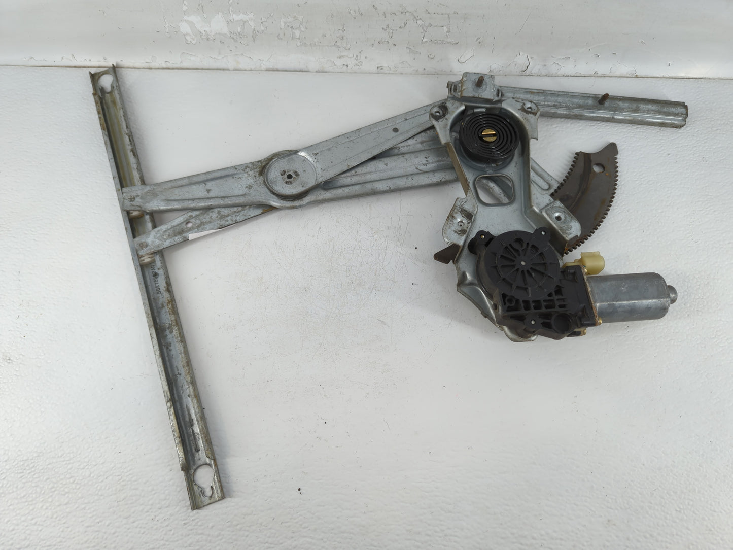 2002-2008 Dodge Ram 1500 Driver Left Front Window Regulator - Oemusedautoparts1.com