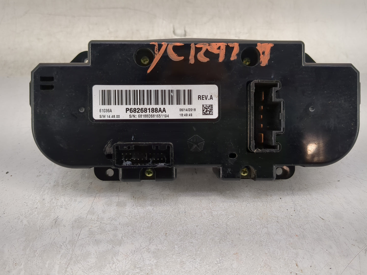 2003-2005 Dodge Ram 2500 Climate Control Module Temperature AC/Heater Replacement P/N:P68268188AA Fits Fits 2003 2004 2005 O