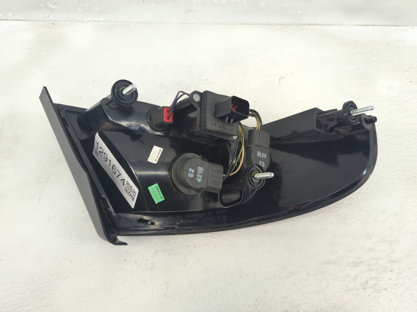2001-2006 Dodge Stratus Tail Light Assembly Passenger Right OEM P/N:04805350AB Fits Fits 2001 2002 2003 2004 2005 2006 OEM U