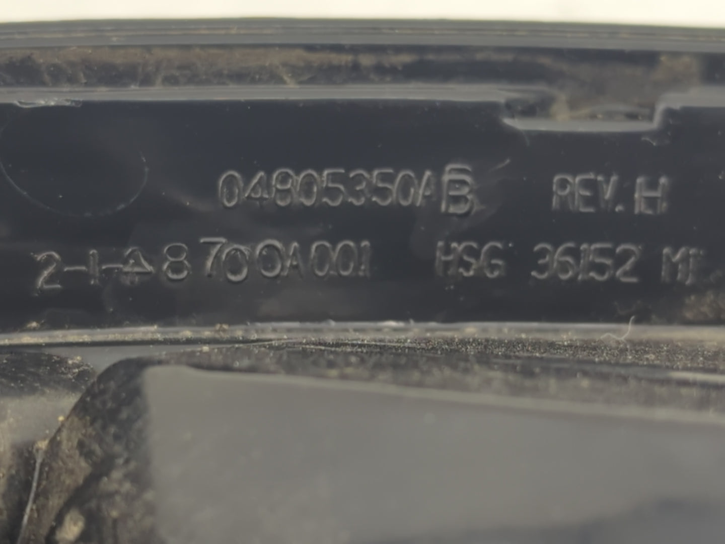 2001-2006 Dodge Stratus Tail Light Assembly Passenger Right OEM P/N:04805350AB Fits Fits 2001 2002 2003 2004 2005 2006 OEM U