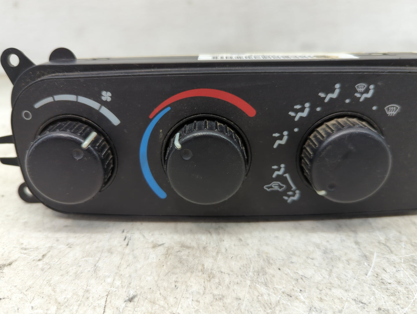 2003-2005 Dodge Ram 1500 Climate Control Module Temperature AC/Heater Replacement P/N:P55056322AD 55056322AD Fits OEM Used A