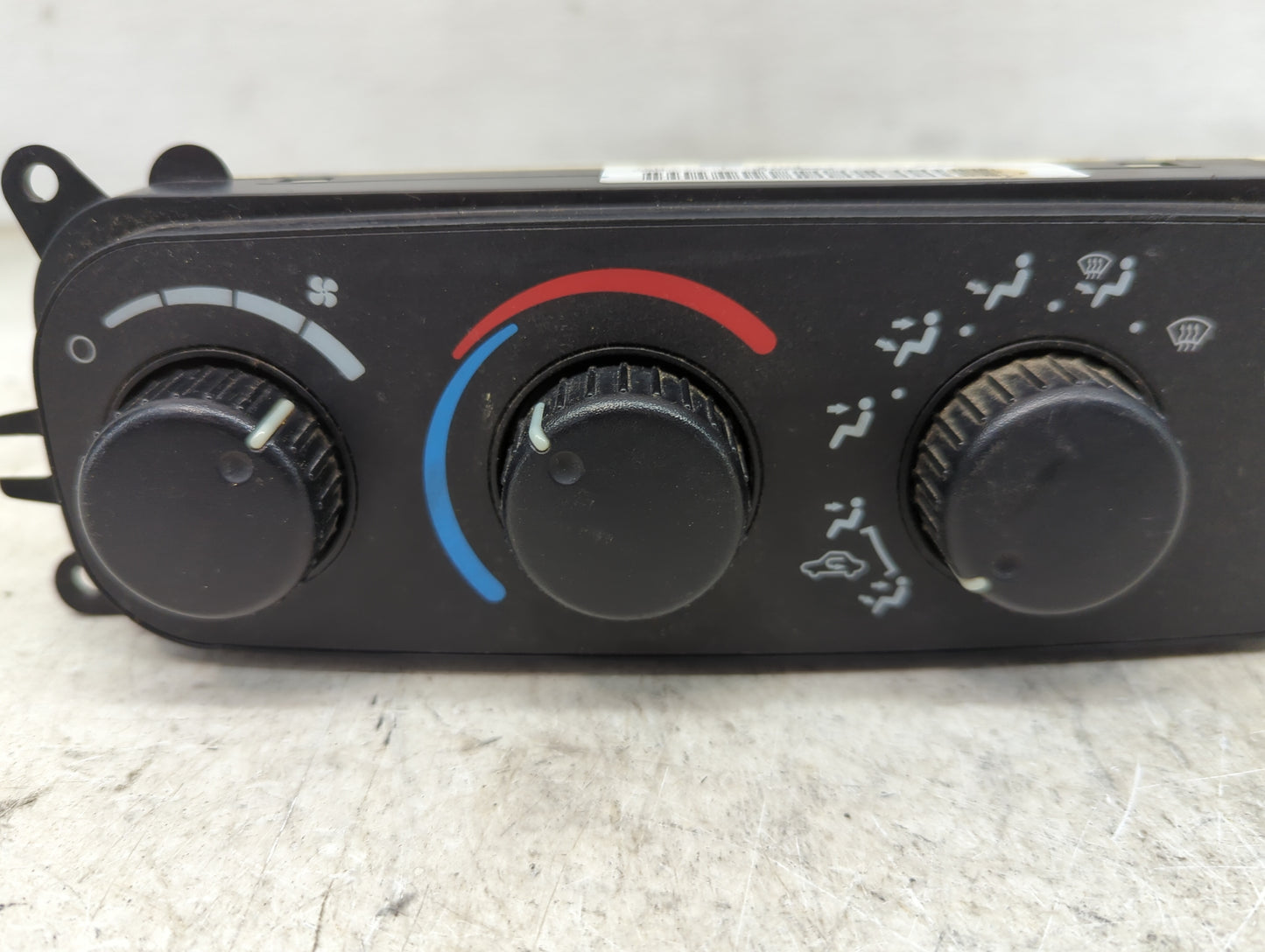 2003-2005 Dodge Ram 1500 Climate Control Module Temperature AC/Heater Replacement P/N:P55056322AD 55056322AD Fits OEM Used A