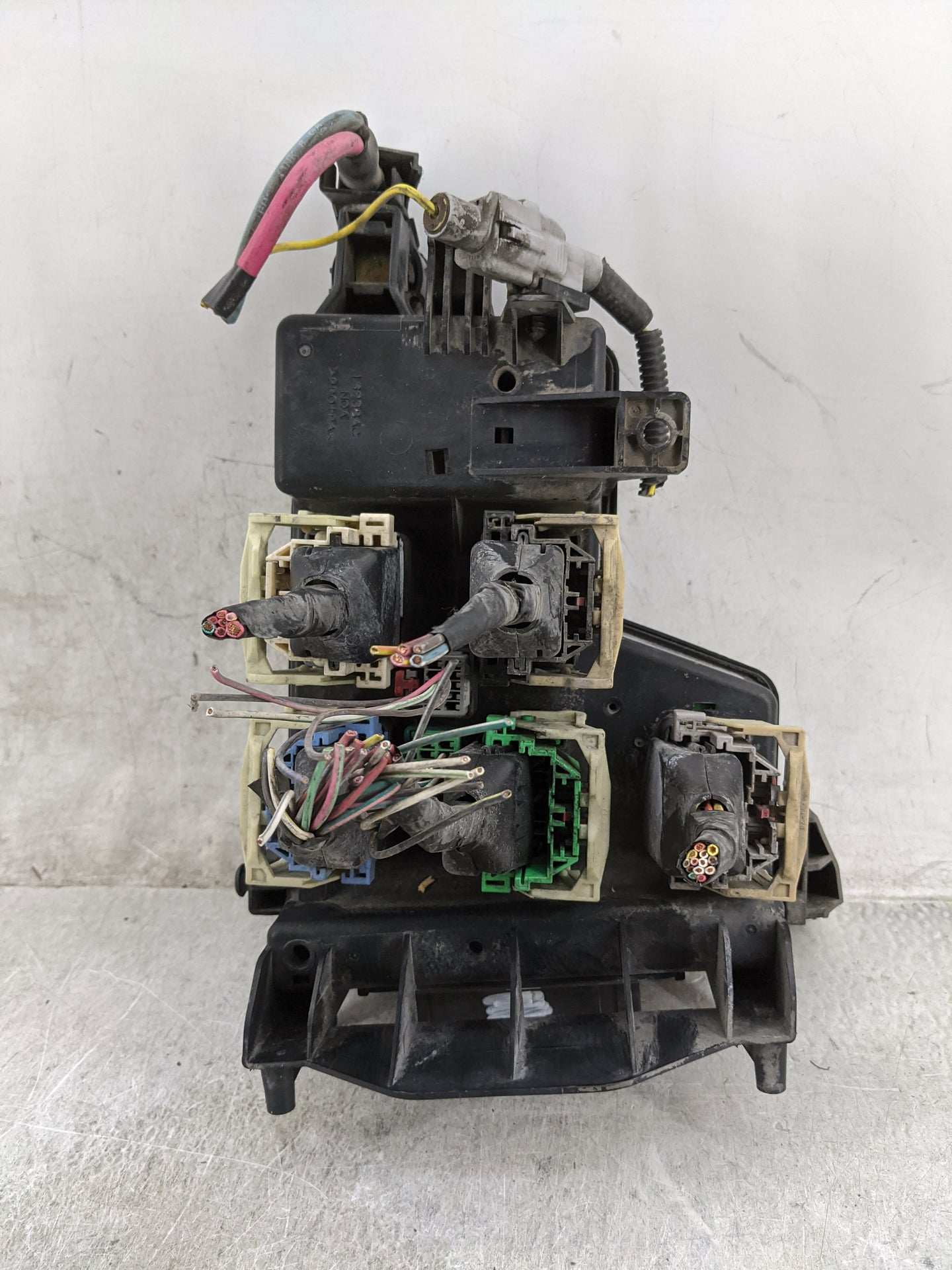 2005 Dodge Ram 1500 Fusebox Fuse Box Panel Relay Module P/N:P05026034AC Fits Fits 2003 2004 OEM Used Auto Parts - Oemusedaut