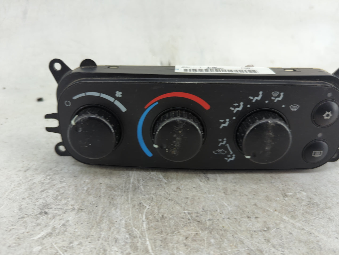 2003-2005 Dodge Ram 1500 Climate Control Module Temperature AC/Heater Replacement P/N:P55056321AD Fits Fits 2003 2004 2005 O