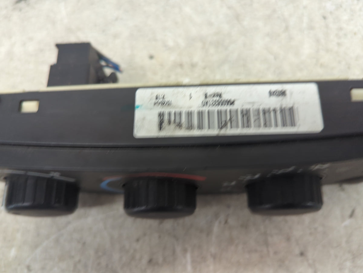 2003-2005 Dodge Ram 1500 Climate Control Module Temperature AC/Heater Replacement P/N:55056321AF Fits Fits 2003 2004 2005 OE