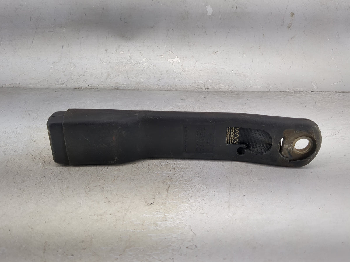 2002-2005 Dodge Ram 1500 Passenger Front Seatbelt Buckle Black - Oemusedautoparts1.com