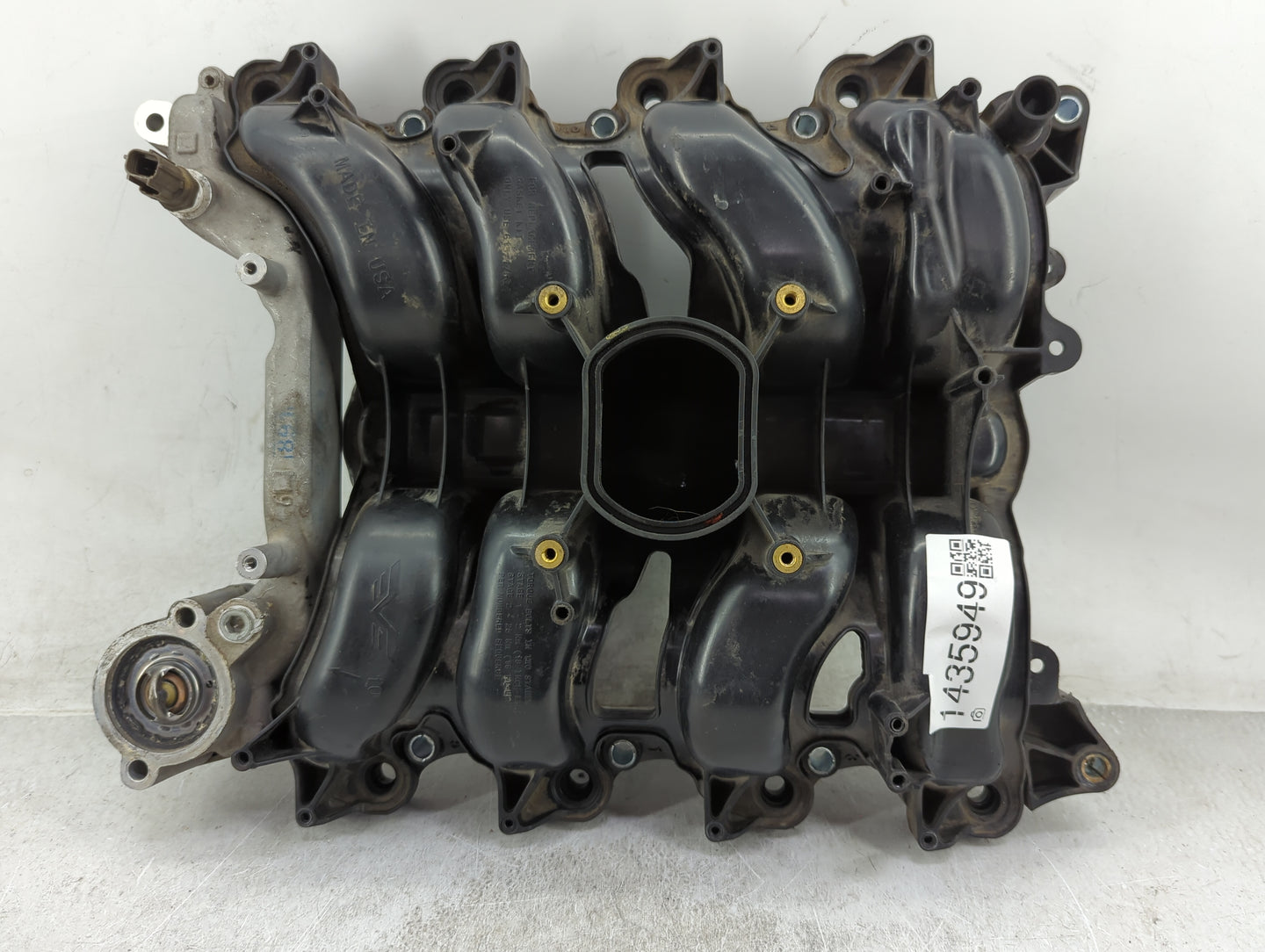 2003-2005 Ford Crown Victoria Air Intake Manifold Fits Fits 2003 2004 2005 OEM Used Auto Parts - Oemusedautoparts1.com