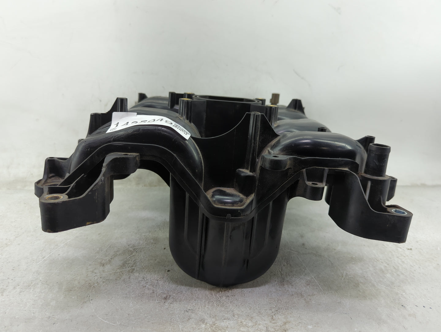 2003-2005 Ford Crown Victoria Air Intake Manifold Fits Fits 2003 2004 2005 OEM Used Auto Parts - Oemusedautoparts1.com