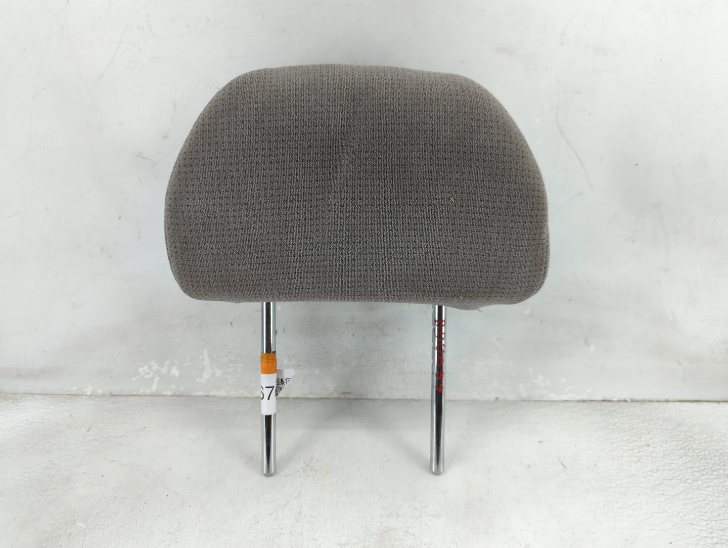 2003-2005 Ford Crown Victoria Headrest Head Rest Front Driver Passenger Seat Fits Fits 2003 2004 2005 OEM Used Auto Parts - 