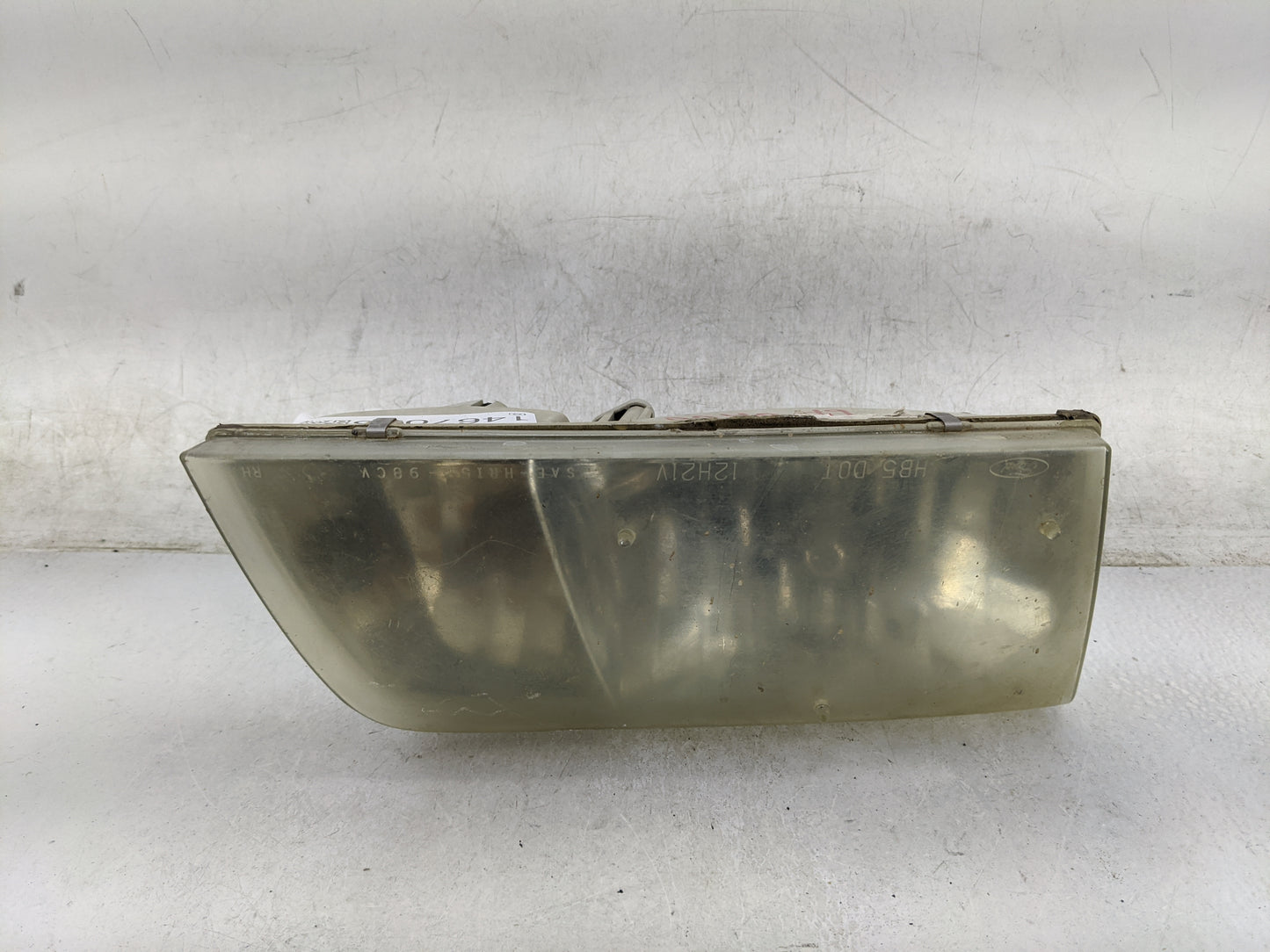 2003 Ford Crown Victoria Passenger Right Oem Head Light Headlight Lamp 1467036 - Oemusedautoparts1.com