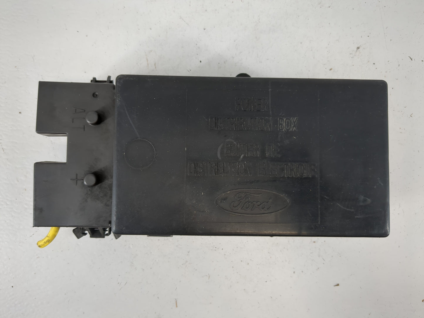 2005-2008 Ford E-150 Fusebox Fuse Box Panel Relay Module P/N:F7UB-14A003-AB Fits Fits 2005 2006 2007 2008 OEM Used Auto Part