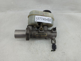 compare product 2004-2005 Ford E-150 Brake Master Cylinder