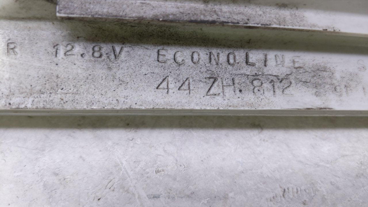 2002-2007 Ford E-150 Passenger Right Oem Head Light Headlight Lamp - Oemusedautoparts1.com