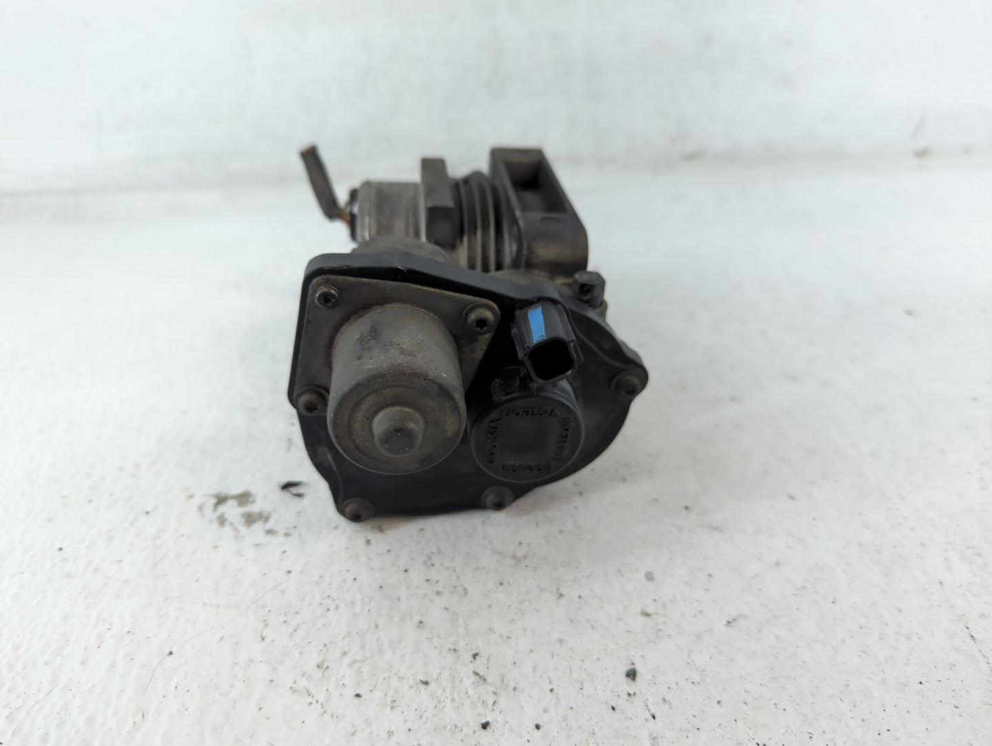 2005-2014 Ford E-150 Throttle Body P/N:072604 3 0608903 Fits Fits 2004 2005 2006 2007 2008 2009 2010 2011 2012 2013 2014 201