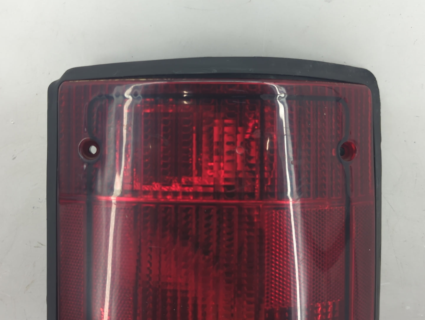 2005-2012 Ford E-250 Tail Light Assembly Passenger Right OEM P/N:F7UB-13440-A Fits OEM Used Auto Parts - Oemusedautoparts1.c