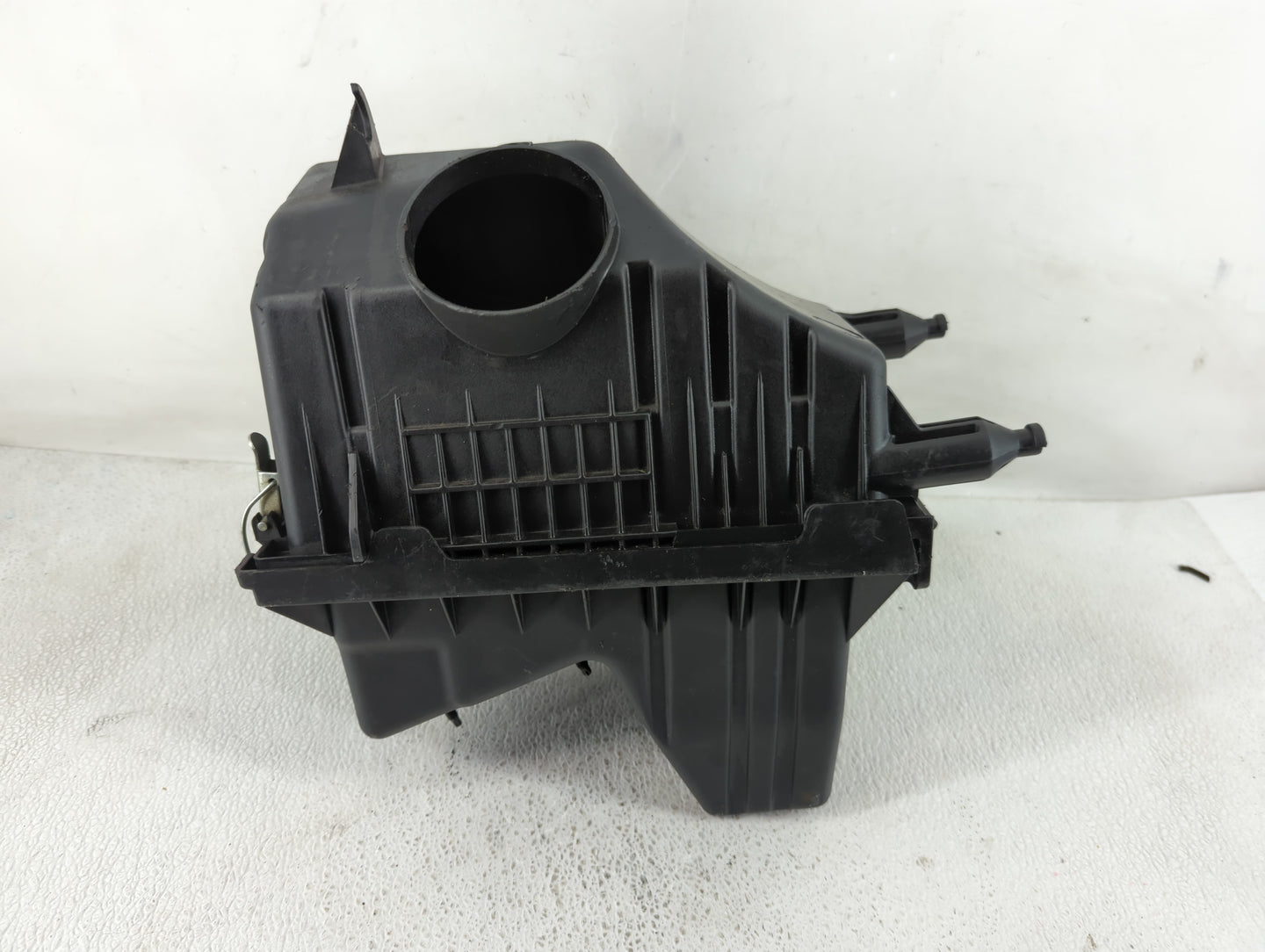 2005-2007 Ford Escape Air Cleaner Intake-duct Hose Tube - Oemusedautoparts1.com