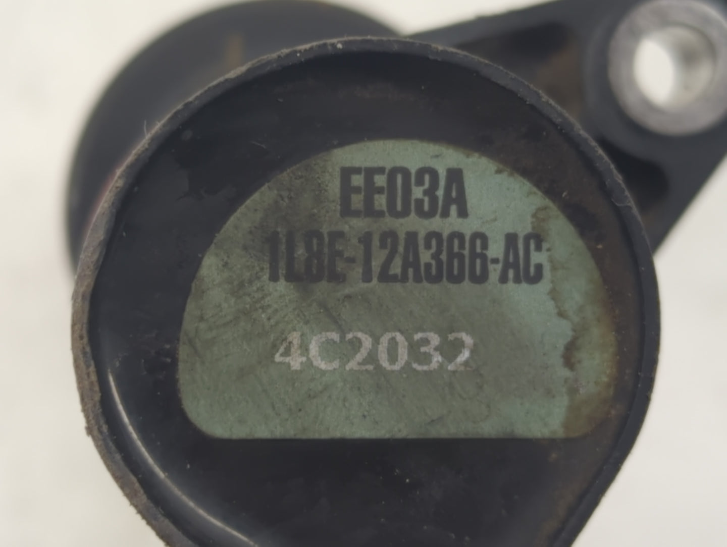 2001-2008 Ford Escape Ignition Coil Igniter Pack - Oemusedautoparts1.com
