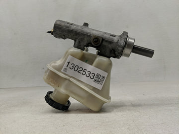 2005-2007 Ford Escape Brake Master Cylinder - Oemusedautoparts1.com