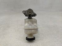 2005-2007 Ford Escape Brake Master Cylinder 1302533 - Oemusedautoparts1.com