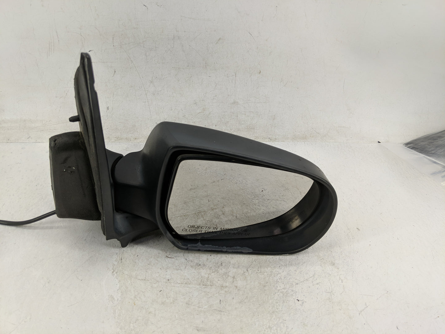 2001-2007 Ford Escape Passenger Side View Mirror - Right Door Mirror OEM Used - Oemusedautoparts1.com