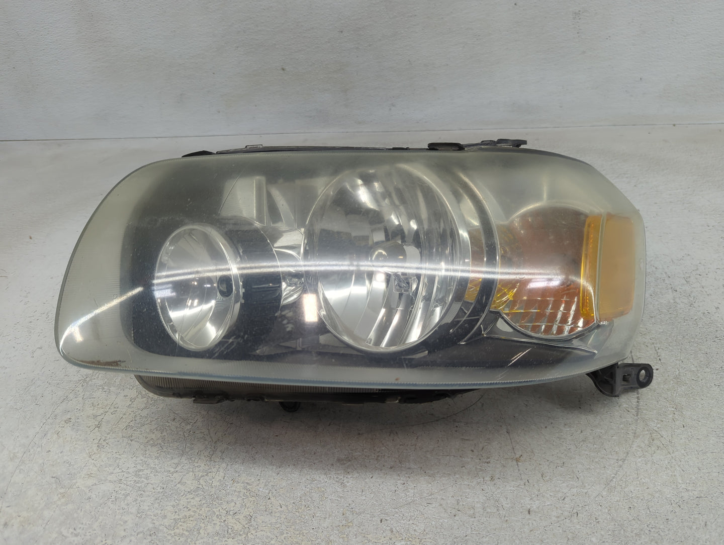 2005-2007 Ford Escape Driver Left Oem Head Light Headlight Lamp - Oemusedautoparts1.com