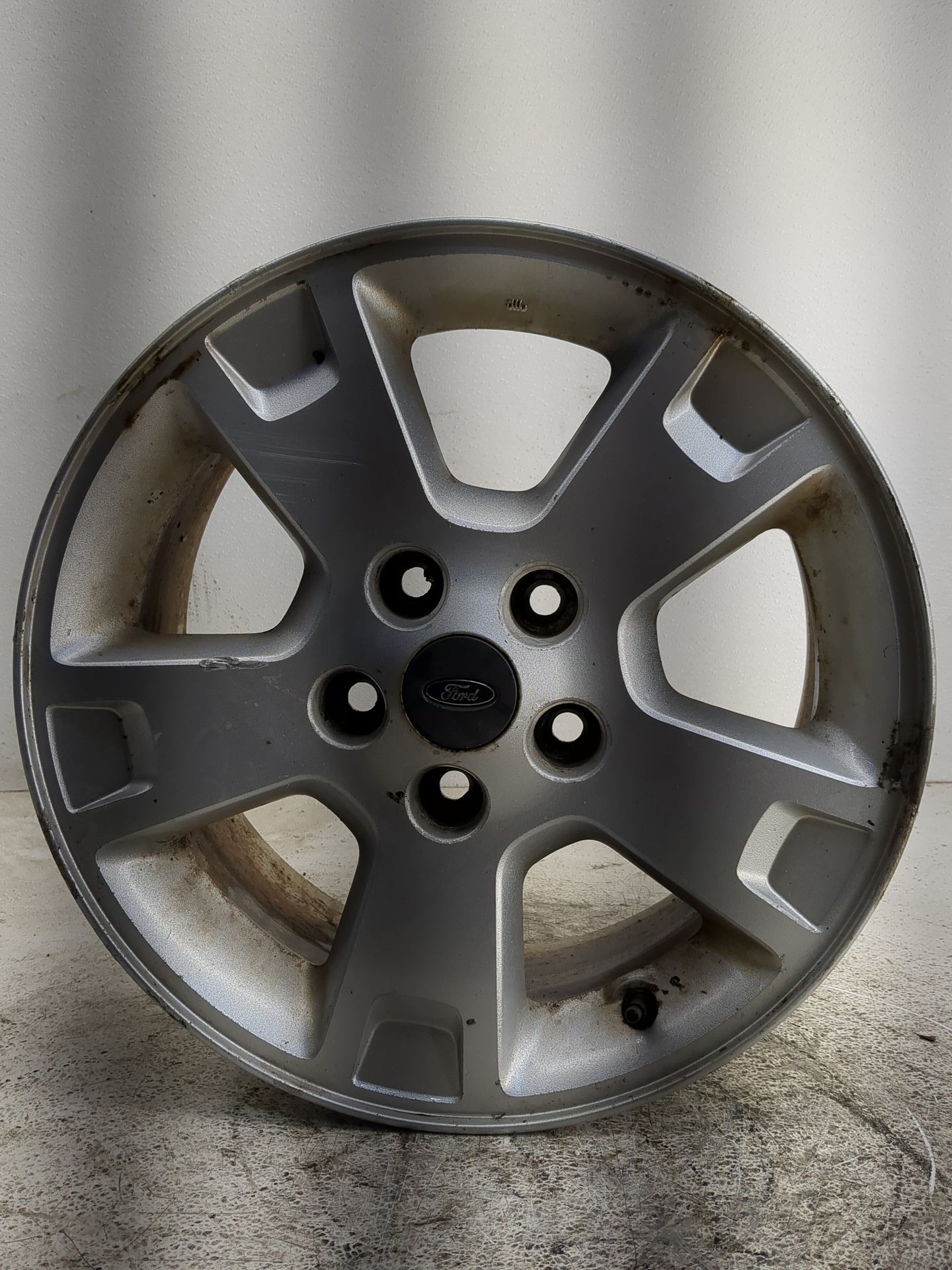 2005-2007 Ford Escape Oem Wheel Rim 1374681 - Oemusedautoparts1.com